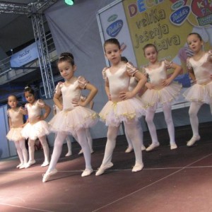 10698678_10152353267781854_6030436788672508108_n